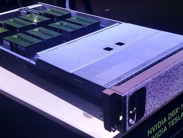 Supercomputador DGX-1V da NVIDIA oferece o mesmo poder de 800 CPUs para IA