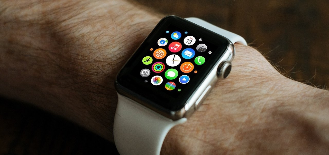 Novo Apple Watch deve trazer monitor de glicose embutido