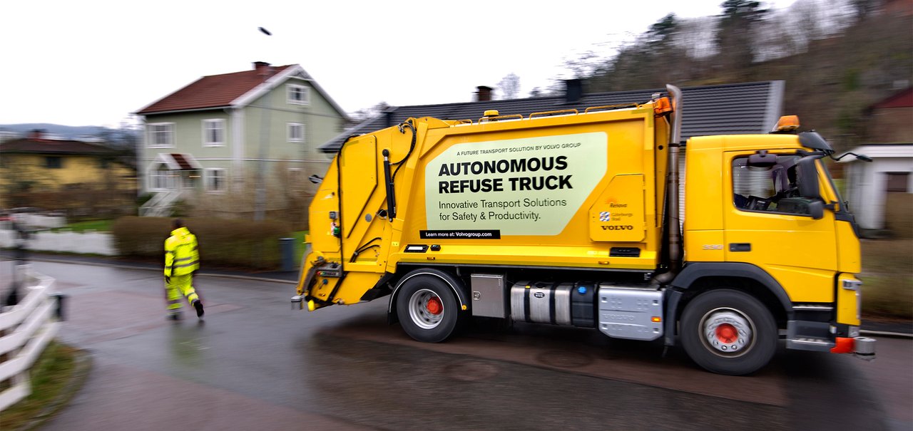 Além do passeio: Volvo desenvolve um caminhão de lixo autônomo