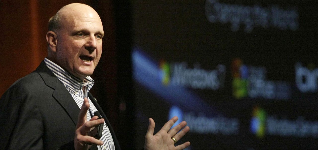 Para Steve Ballmer, Microsoft demorou a entrar no mercado de hardware