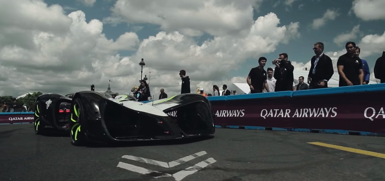 Roborace faz história correndo de forma autônoma em Paris pela primeira vez