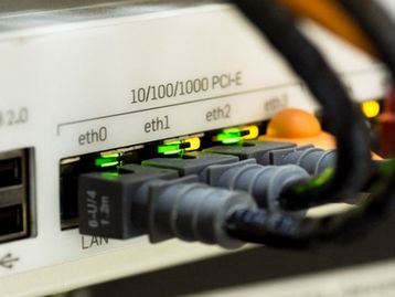Projeto contra o limite na internet fixa avança na Câmara dos Deputados