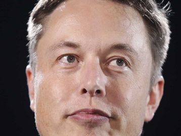 Elon Musk é o novo dono da X.com 