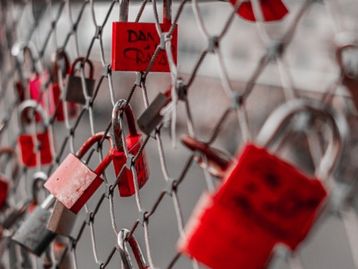 Internet pré-histórica: como era a paquera online antes do Tinder?