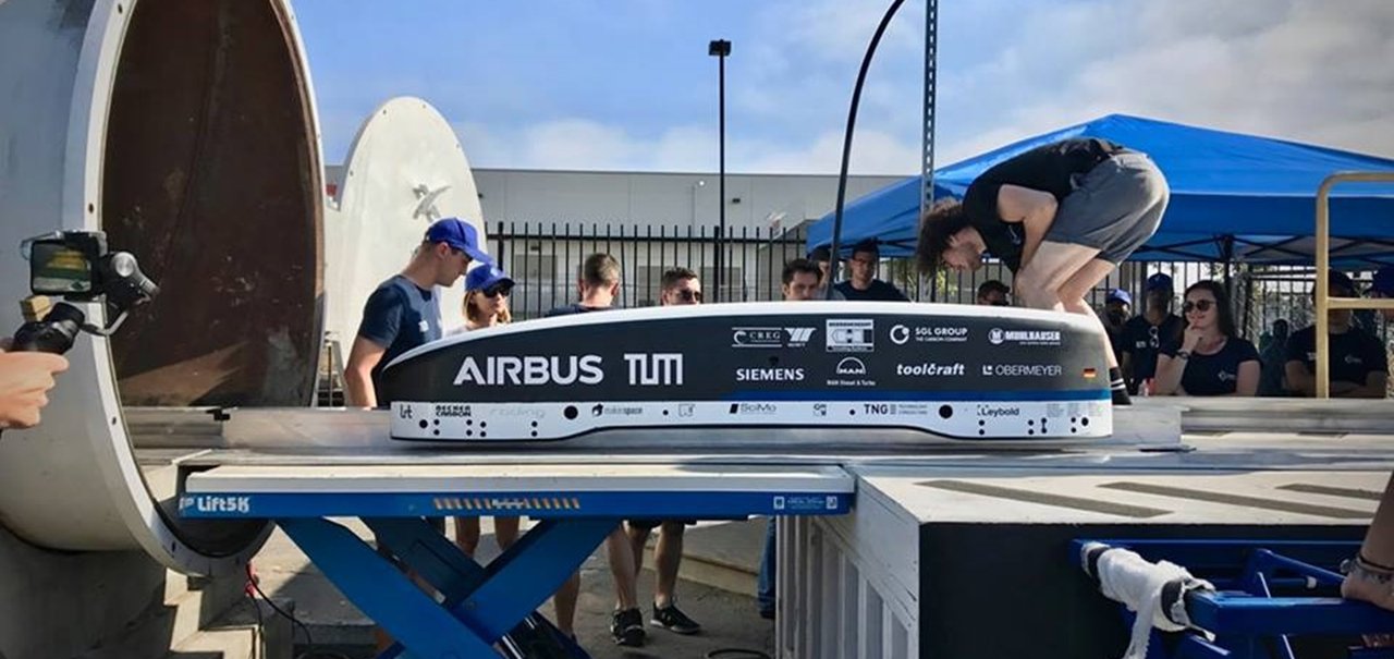 Estudantes alemães desenvolvem cápsula do Hyperloop que passa dos 300 km/h