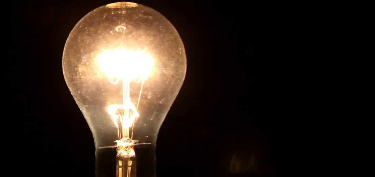 Há 135 anos, lâmpadas elétricas iluminavam uma via púbica pela primeira vez