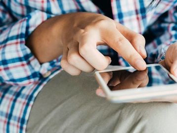 Descubra como bloquear mensagens SMS sem instalar nada