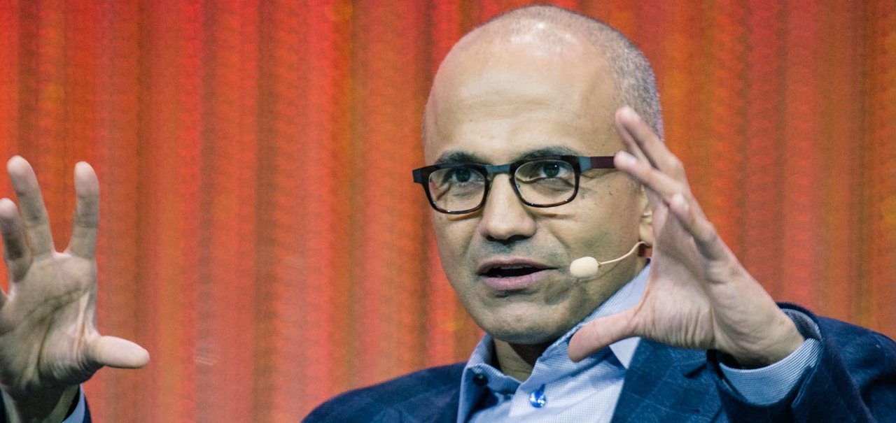 CEO da Microsoft a jornalistas com iPad: “arrumem um computador de verdade”