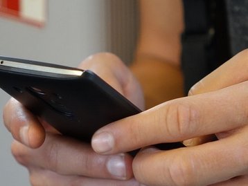 Por que você não deveria levar seu telefone para o banheiro