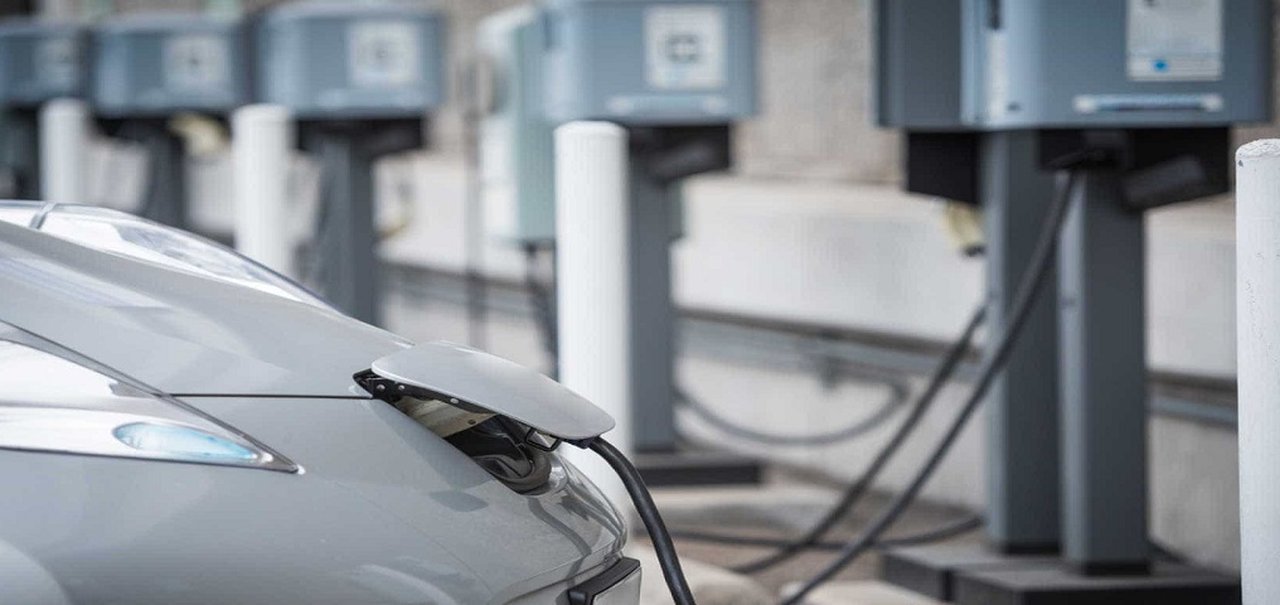 Atenção: cuidado com as estações de carregamento de carros elétricos