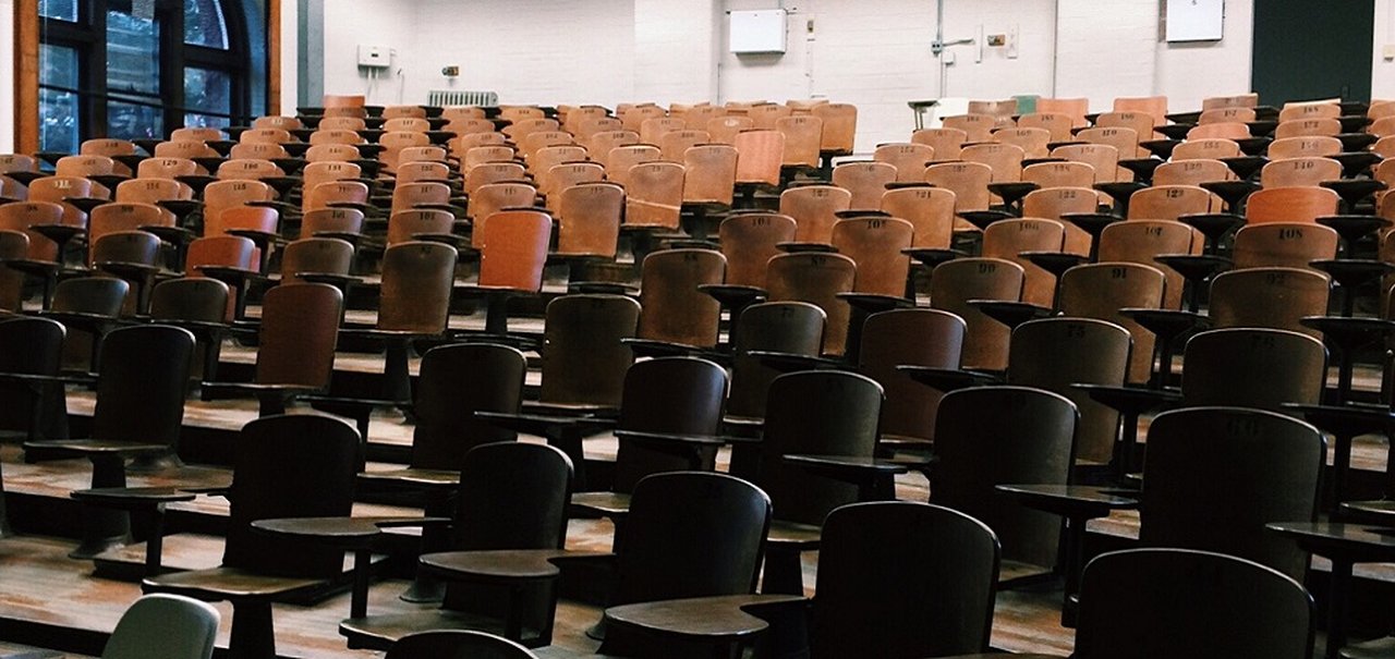 Universidade prevê desistências com base em dados de carteirinha dos alunos