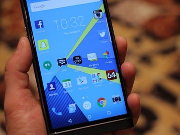 TCL pode lançar versão mais barata do BlackBerry KEY2 em junho