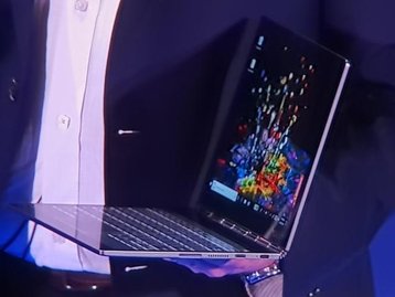 Lenovo exibe o Yoga Book, seu novo notebook com duas telas