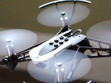MIT desenvolve chip do tamanho de abelhas para usar em drones