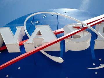 NASA ativa lasers que ajudarão a acompanhar anomalias gravitacionais