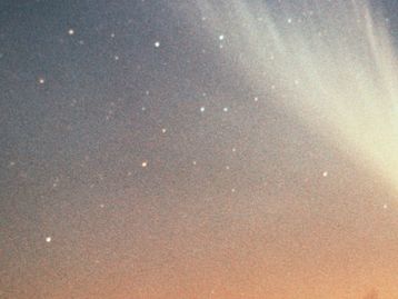 Conheça 5 curiosidades sobre cometas e asteroides