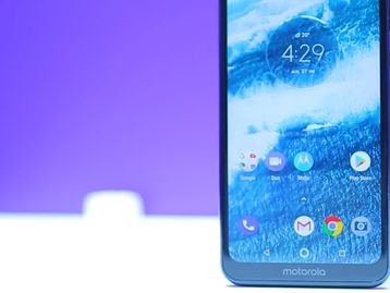 Motorola One chega oficialmente ao Brasil; confira preços e detalhes