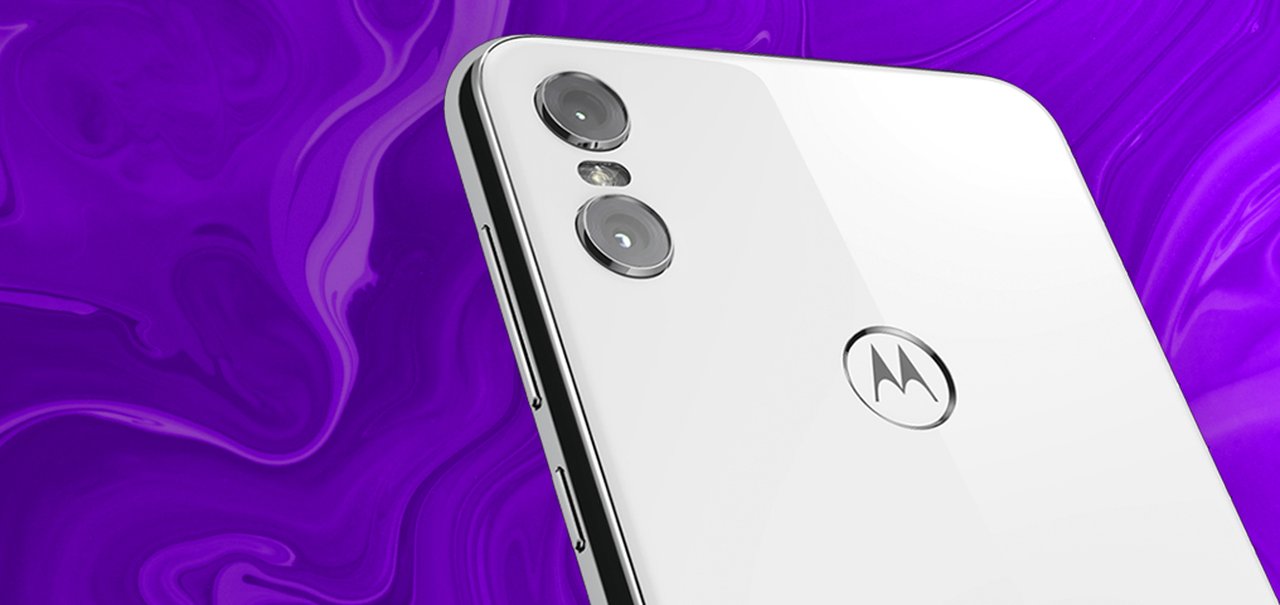 Motorola One: unboxing e primeiras impressões [vídeo]