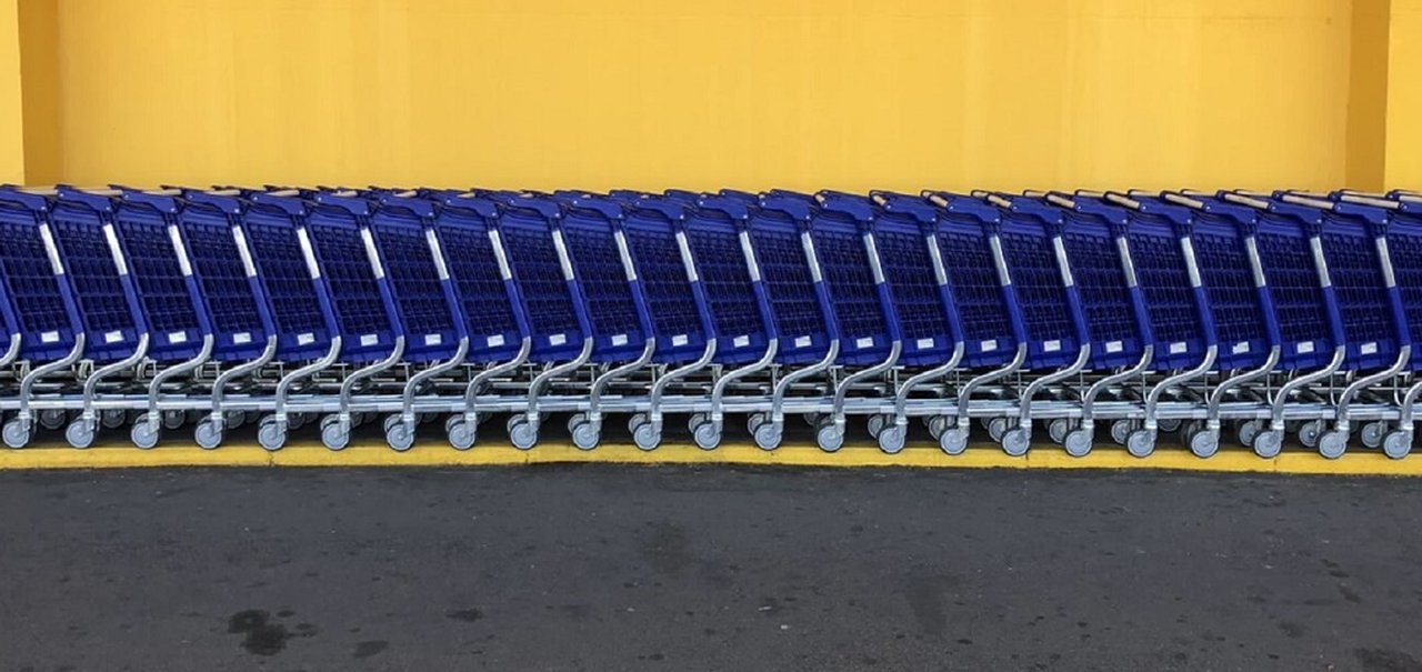 Walmart quer medir frequência cardíaca de clientes pelo carrinho de compras