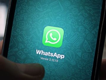 Bolsonaro diz que vai lutar para mudar limite de encaminhamento do WhatsApp
