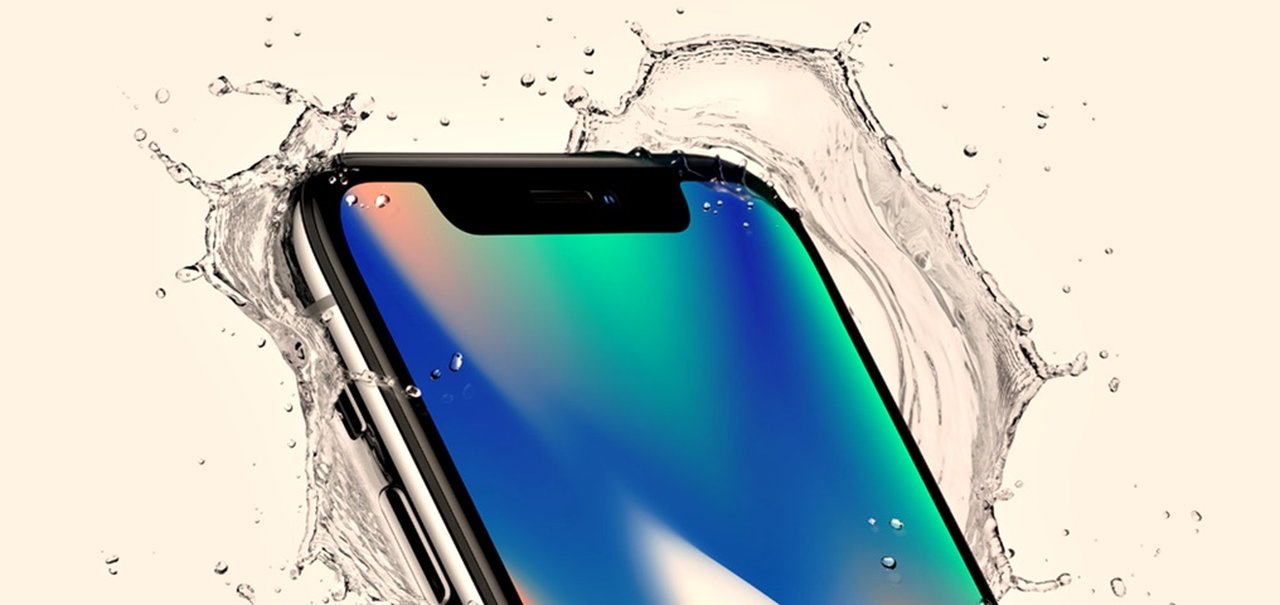 Casal perde iPhone X no mar e aparelho sobrevive a 8 horas no oceano