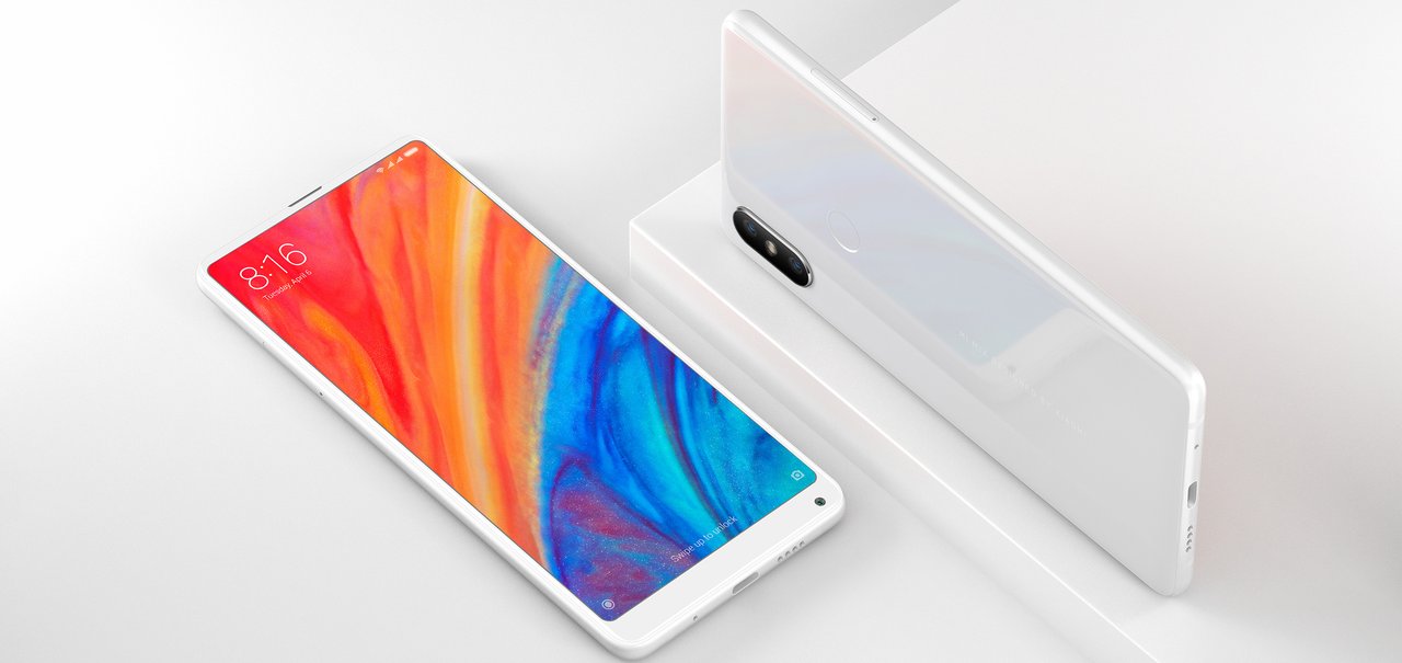 Xiaomi Mi 8 e Mi Mix 2S em oferta por pouco mais de R$ 1.500; qual levar?