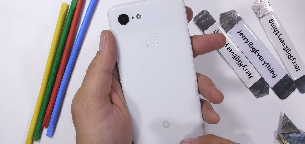 Vídeo: Google Pixel 3 ganha novo visual com cobertura traseira transparente