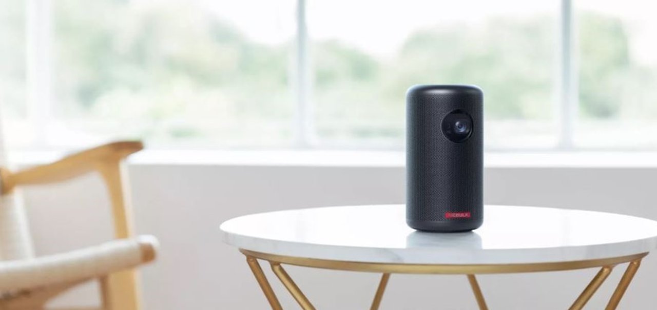 Fabricante Anker anuncia novo “cinema de bolso” e smart speaker portátil