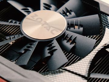NVIDIA lança GeForce GTX 1070 com memória GDDR5X [atualizado]