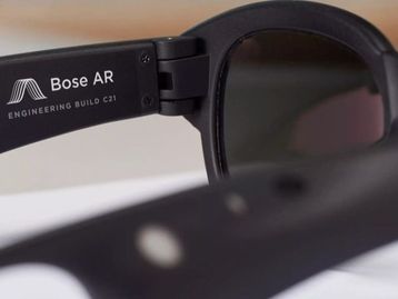 Bose lança óculos de sol com função para áudio e realidade aumentada