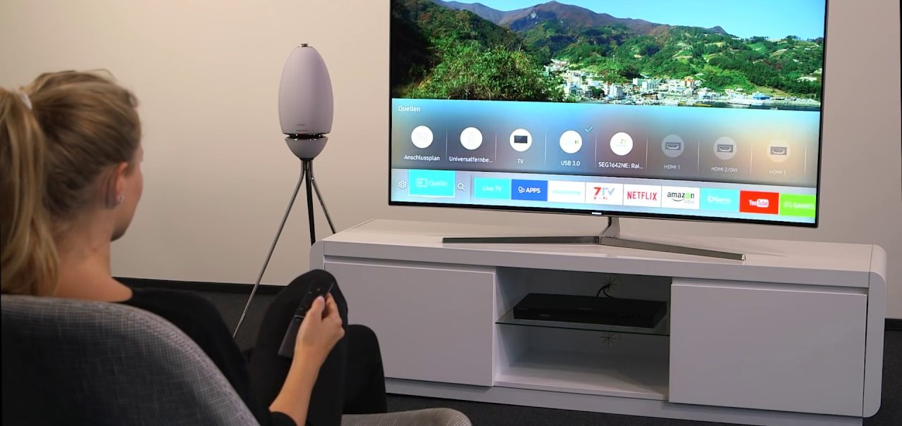 TVs da Samsung vão ter suporte da Google Assistente e som adaptável