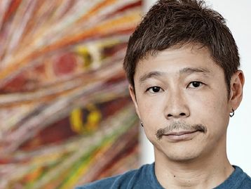 Bilionário japonês oferece dinheiro e bate recorde de retweets no Twitter
