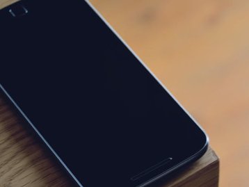 Bug no app do Skype permite acesso a recursos de smartphones bloqueados