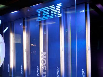 Ensine seu idioma para a inteligência artificial Watson