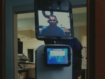 Família se revolta por paciente terminal receber más notícias de um 'robô'