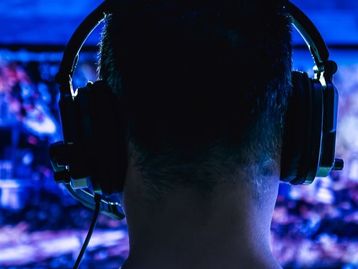 Pesquisa de Oxford diz que violência juvenil não pode ser associada a games