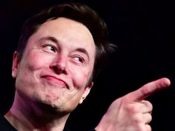 Elon Musk ataca de rapper em faixa bizarra sobre gorila que virou meme