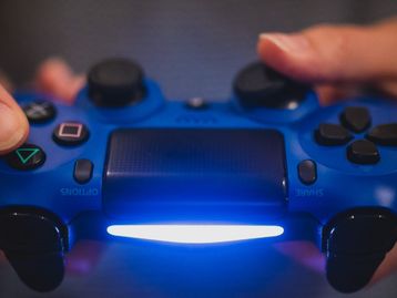 Sucessor do PlayStation 4 terá armazenamento em SSD e rodará jogos em 8K