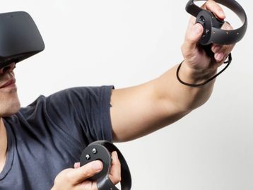 Novos headsets da Oculus têm easter eggs polêmicos nos controles