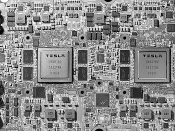 Tesla mostra detalhes de seu novo chip dedicado para veículos autônomos