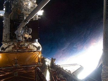 Cientistas criam mosaico incrível com fotos do espaço geradas pelo Hubble
