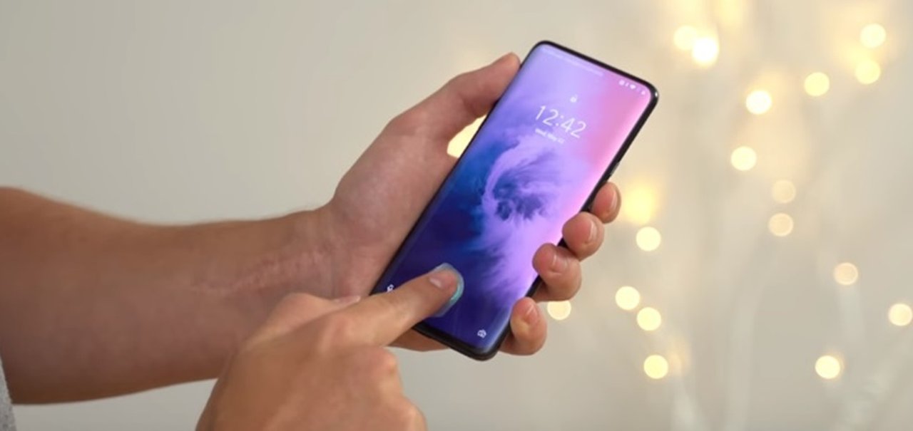 Youtuber mostra como burlar a biometria do OnePlus 7 Pro usando apenas cola