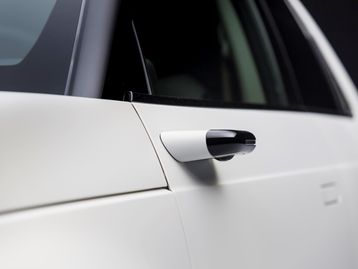 Carro elétrico da Honda terá câmera lateral no lugar do retrovisor