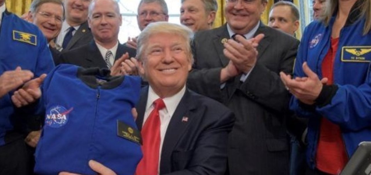 Em tweet confuso, Trump pede para NASA deixar ida à Lua e focar em Marte