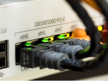 Problema da Cloudflare deixa internet instável nesta segunda (24)