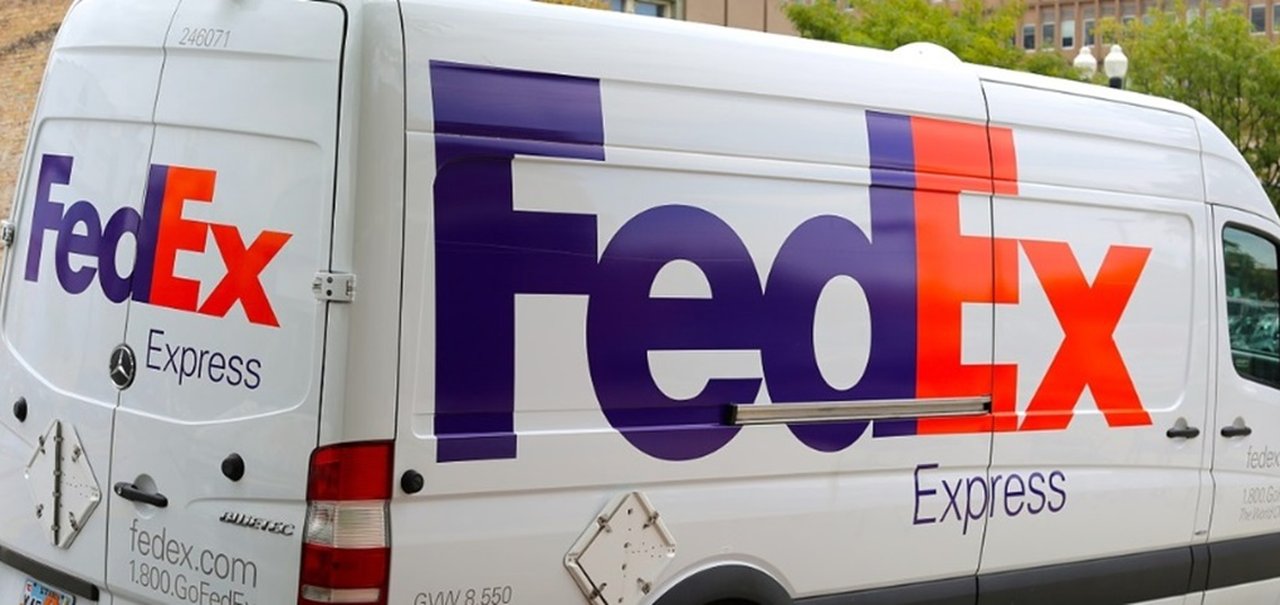 FedEx diz que devolveu pacotes da Huawei por 'problema operacional'