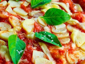 Inteligência artificial descreve receita de pizza com base em fotos