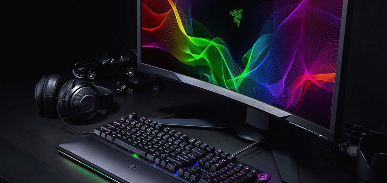 Razer é criticada por romper com influenciadora que repreendeu seguidor