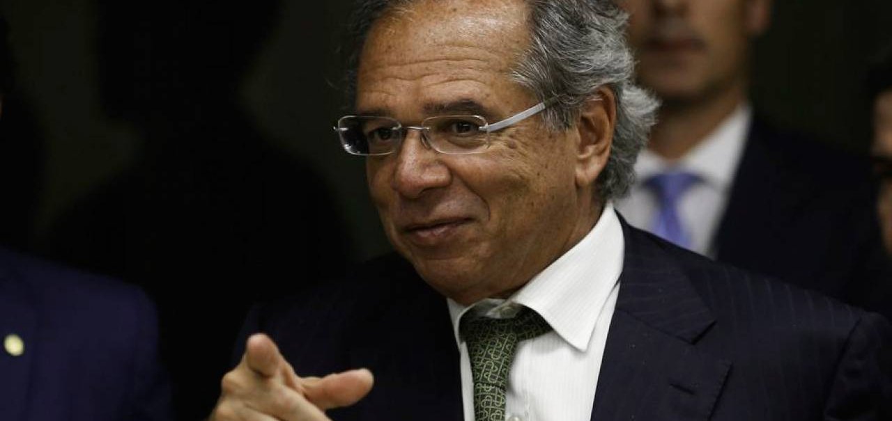 Ministro Paulo Guedes pode zerar imposto sobre eletrônicos importados