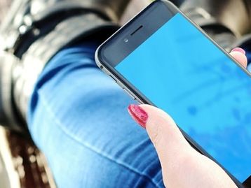 Apple recebe processo coletivo por reduzir desempenho de iPhones antigos